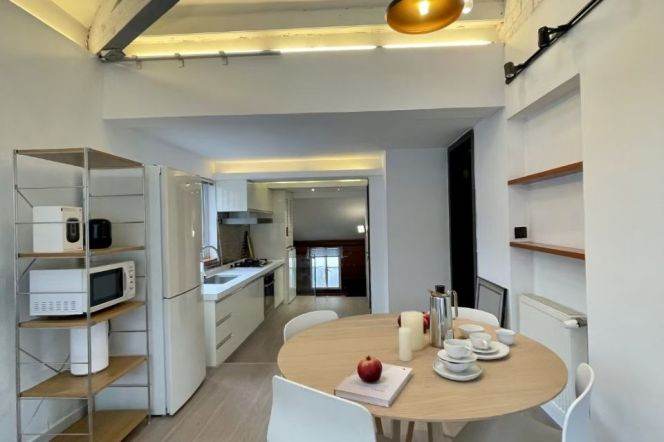 Historic High-Ceiling 2BR Lane House at Jing'an Villa (L2/L12/L13)