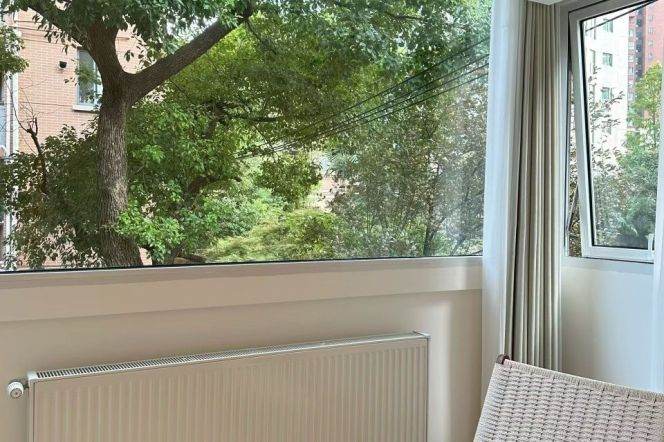 Spacious 1BR Apartment near Jing'an Temple