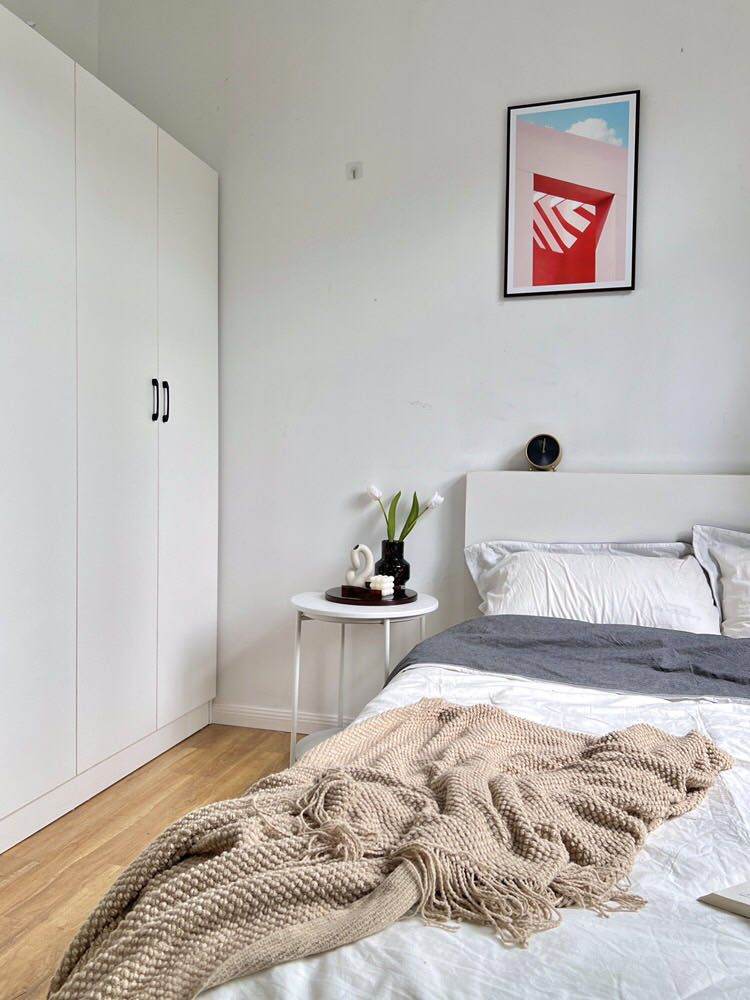 Housing image — Bedroom