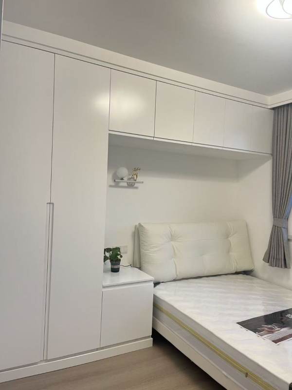 Housing image — Bedroom