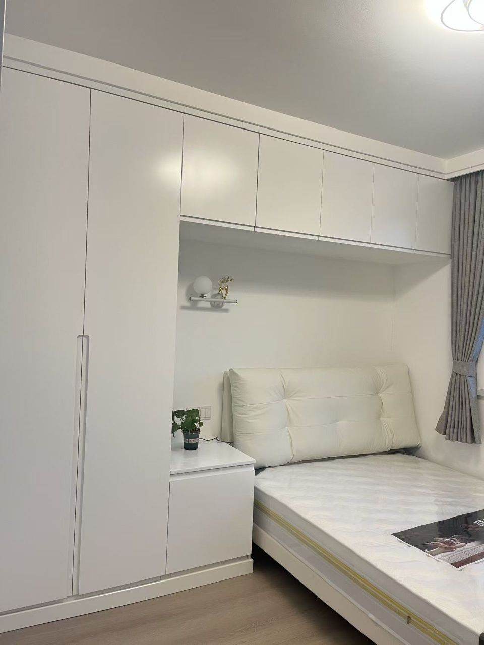 Housing image — Bedroom