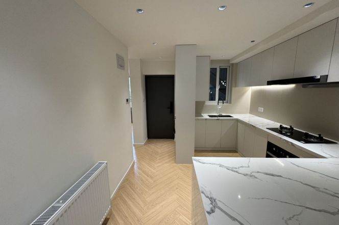 Spacious 1BR Apartment near Jing'an Temple
