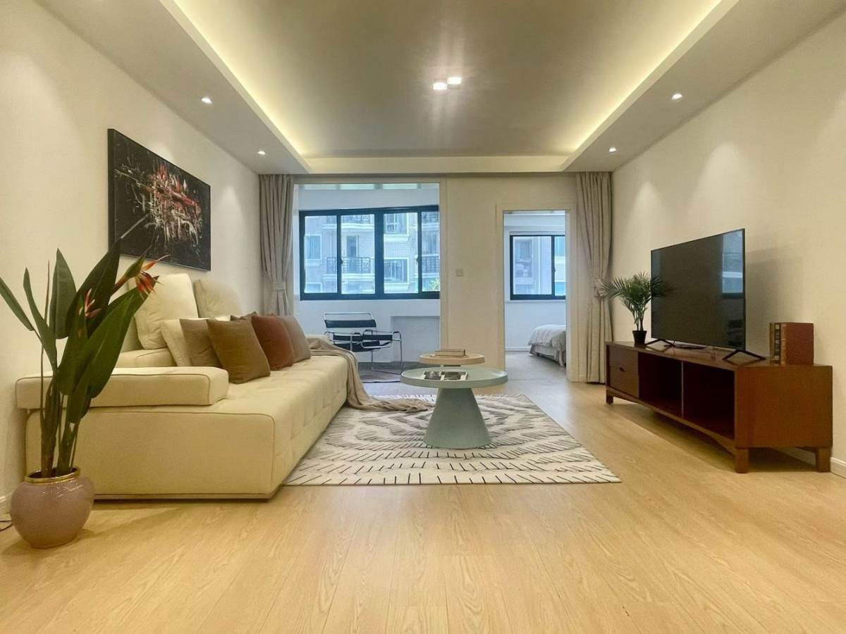 Housing image — Living Room