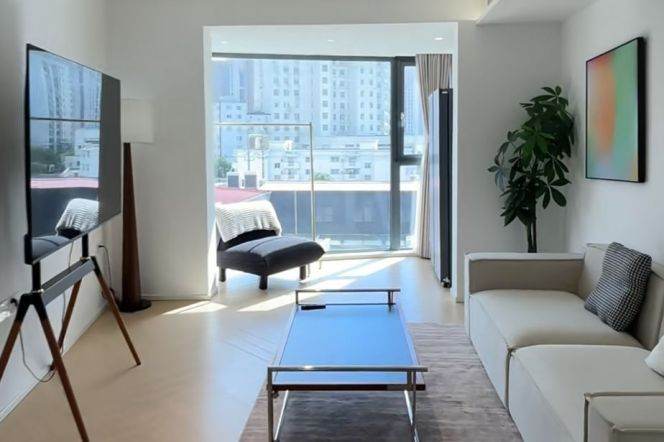 2BR Apartment near People's Square (L1/L2/L8)