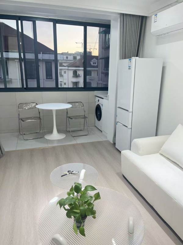 Housing image — Living Room