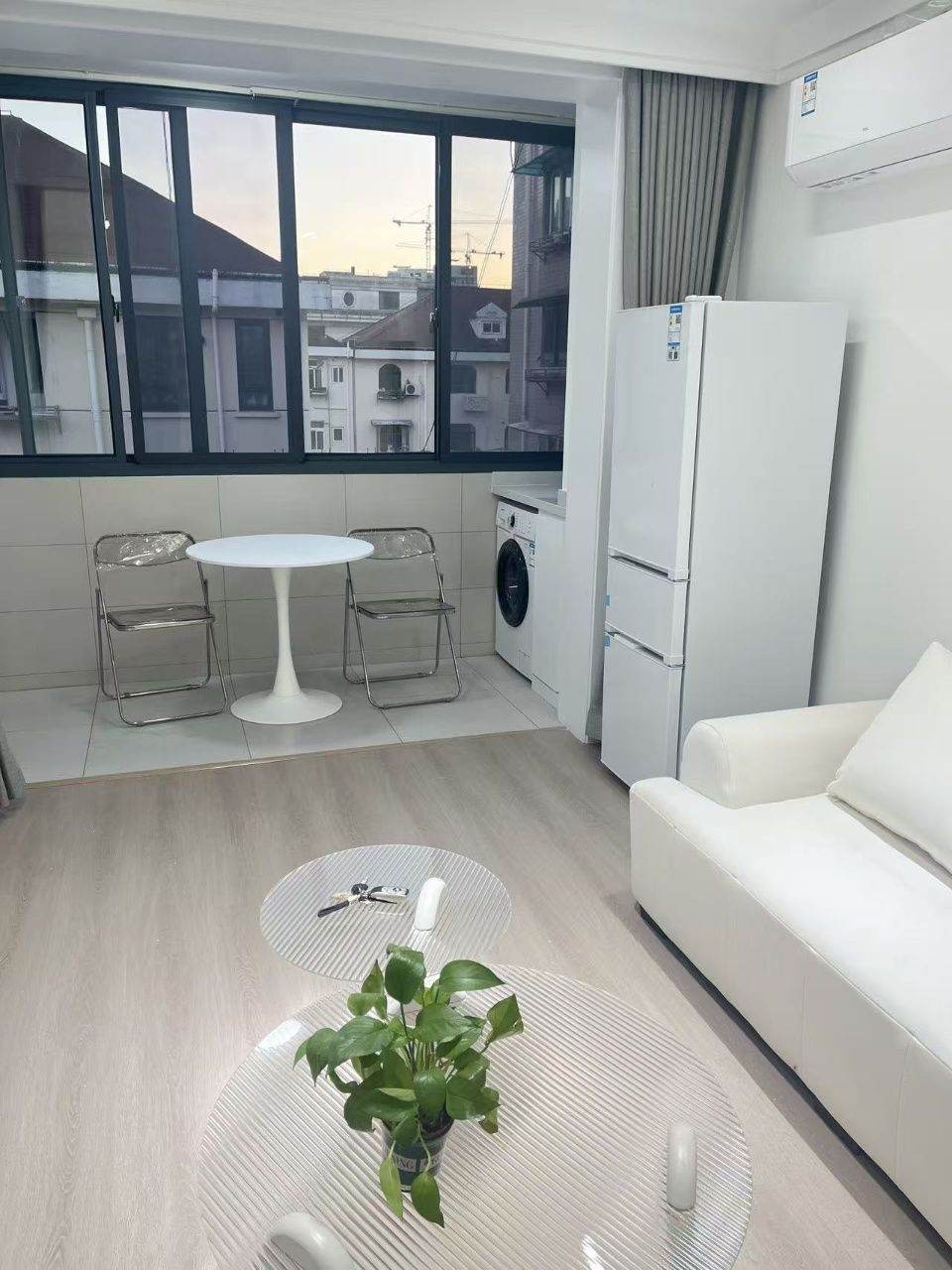 Housing image — Living Room