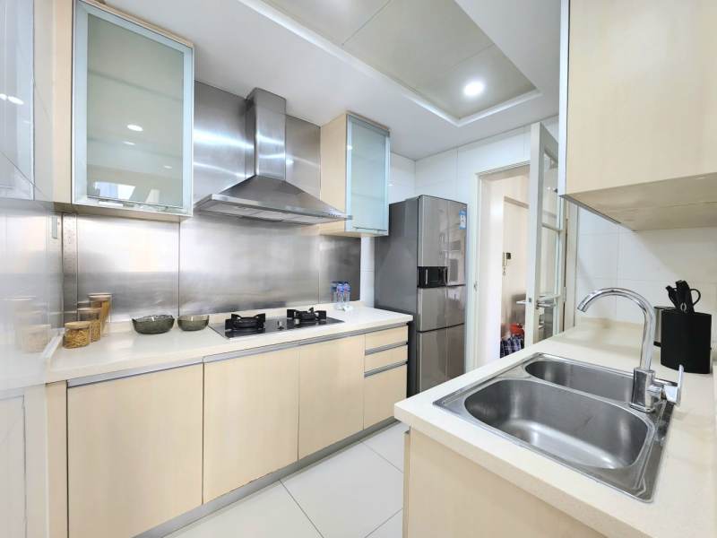 Housing image — Kitchen