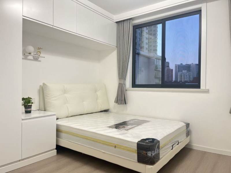 Housing image — Bedroom