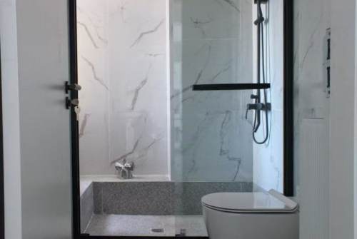 Housing image — Bathroom