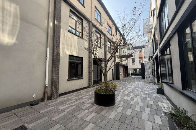 Spacious Studio Office near Luban Rd Metro (L4/L12)