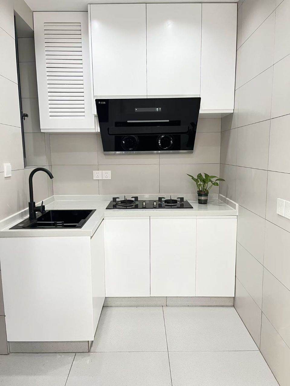 Housing image — Kitchen