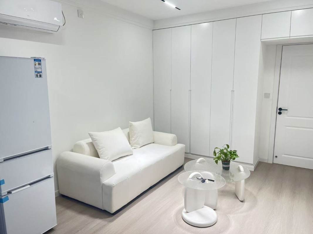 Housing image — Living Room