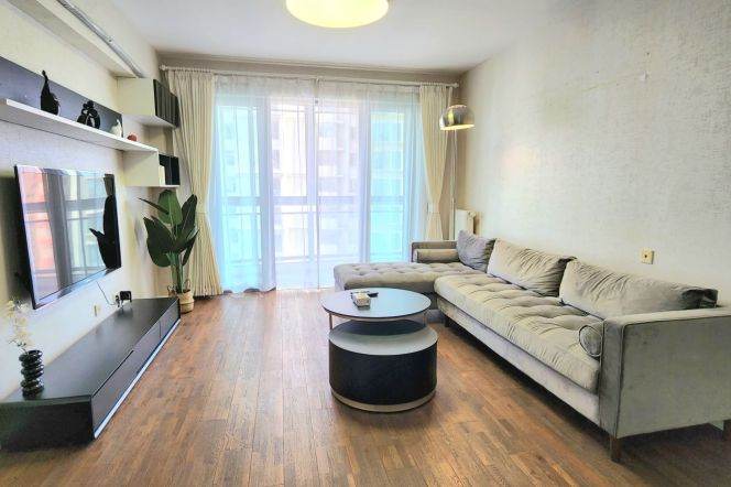 High-Floor 2BR Apartment near Shanghai Jiao Tong University