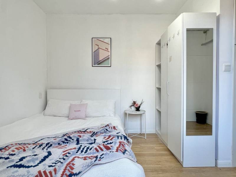 Housing image — Bedroom