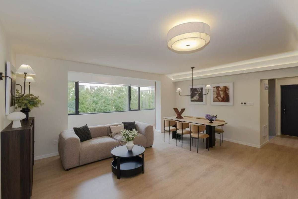 Housing image — Living Room