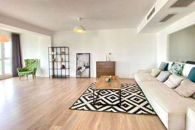 High-Floor High-Ceiling 4BR Apartment near South Shaanxi Rd Metro with Floor-to-Ceiling Windows (L1/L10/L12/L13)