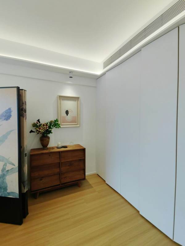 Housing image — Bedroom