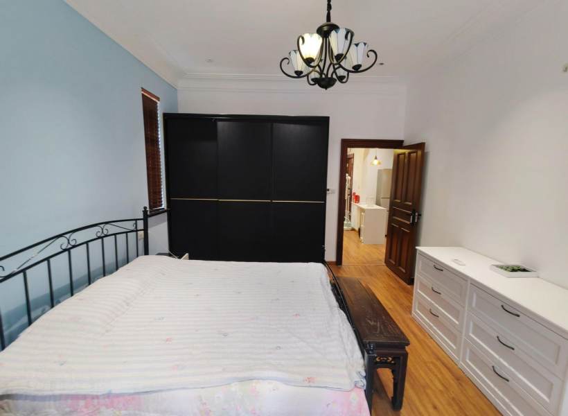 Housing image — Bedroom