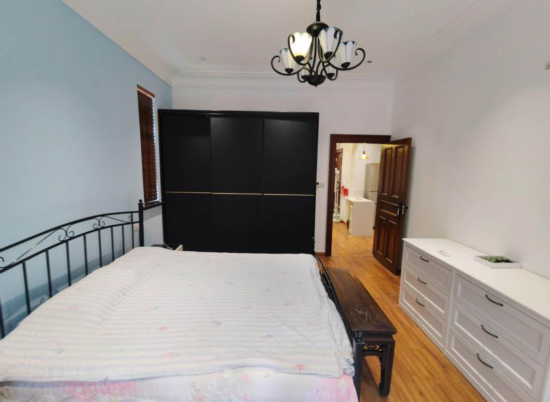 Housing image — Bedroom