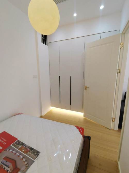 Housing image — Bedroom