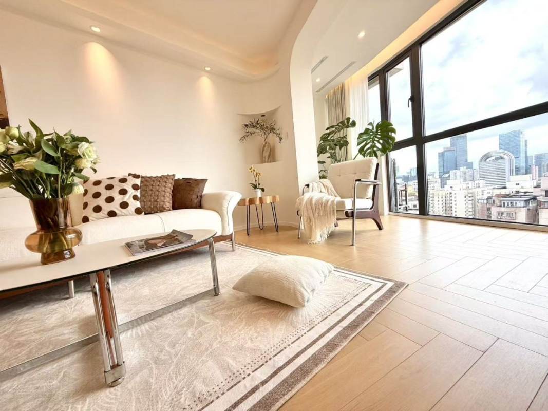 Housing image — Living Room