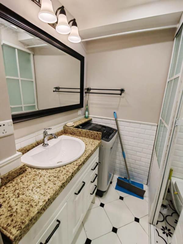 Housing image — Bathroom