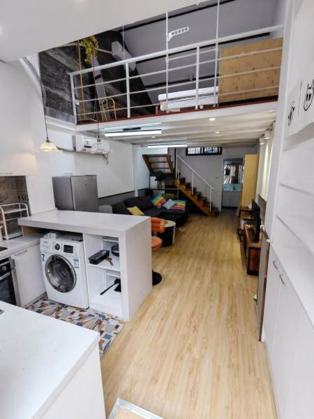 Housing image — Living Room
