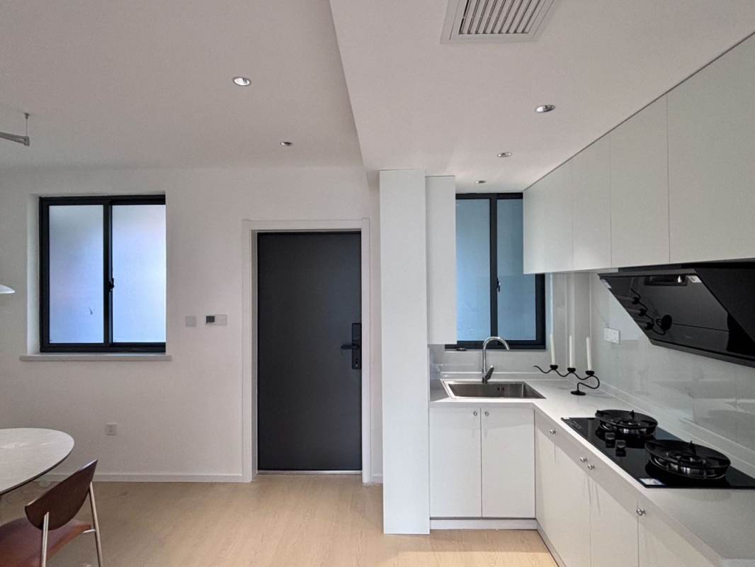 Housing image — Kitchen