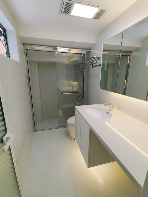 Housing image — Bathroom