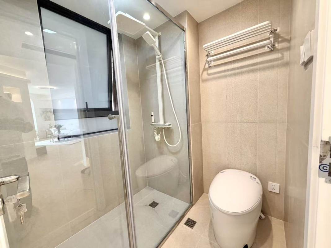 Housing image — Bathroom