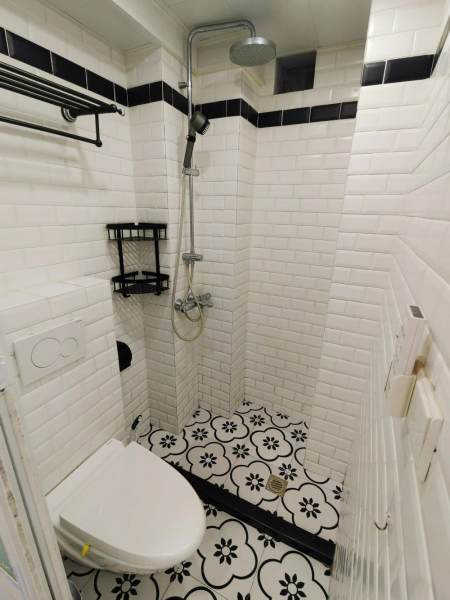 Housing image — Bathroom
