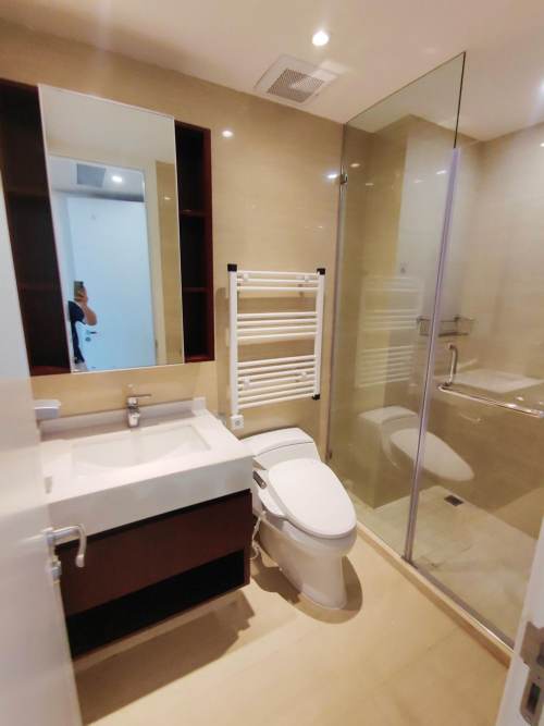 Housing image — Bathroom