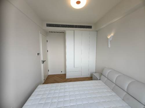 Housing image — Bedroom