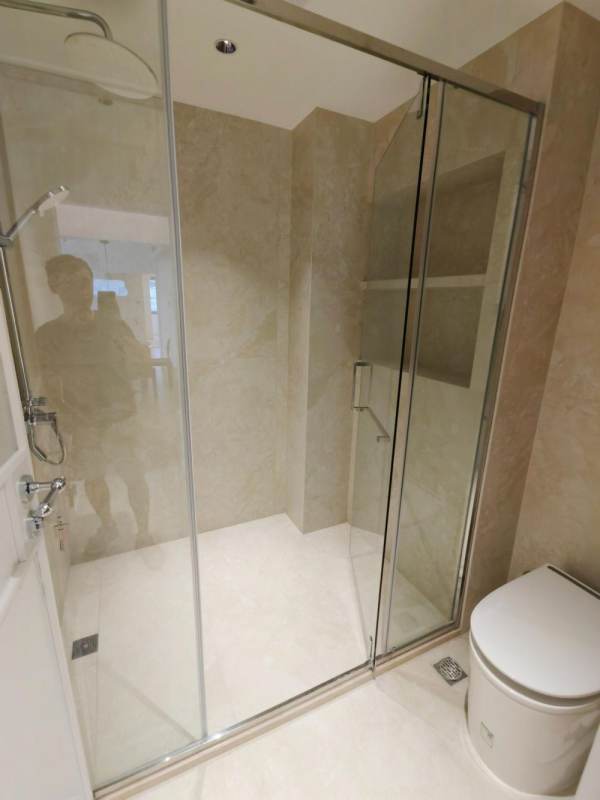 Housing image — Bathroom
