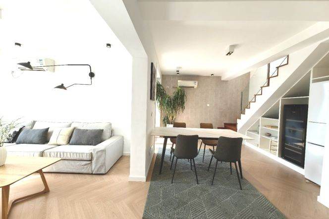 Spacious High-Ceiling 2BR Apartment in Xujiahui with Outstanding View (L10/L11)