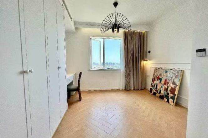High-Floor Spacious 1BR Apartment near Fengqiao Rd Metro (L3/L4/L11/L14)