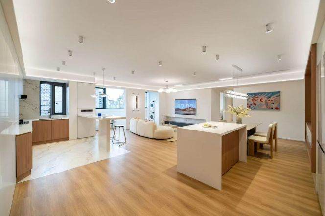 Spacious 2BR Apartment in Jing'an