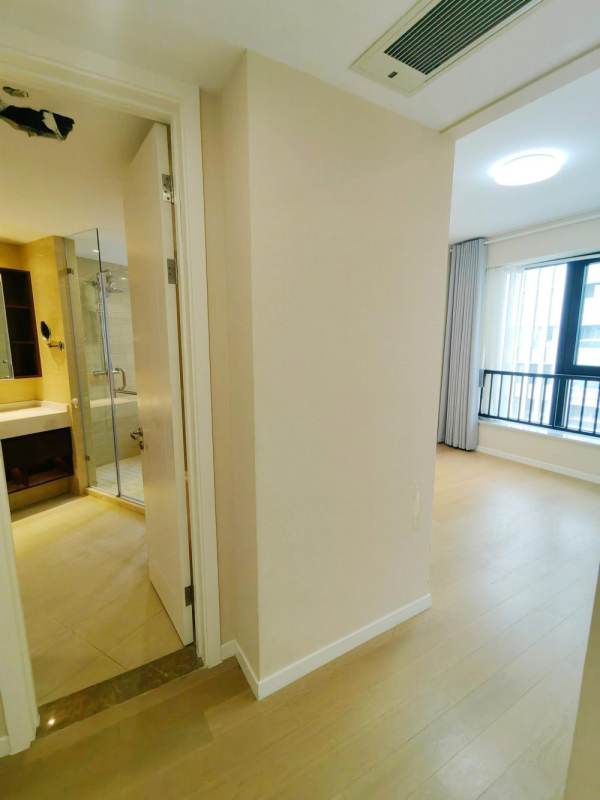Housing image — Bedroom