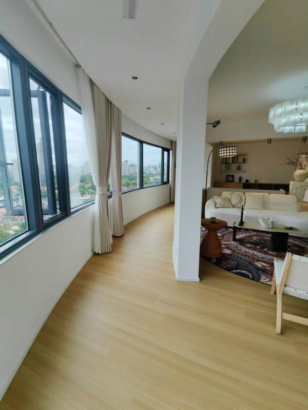 Housing image — Living Room