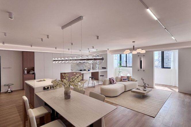 Spacious 2BR Apartment in Jing'an