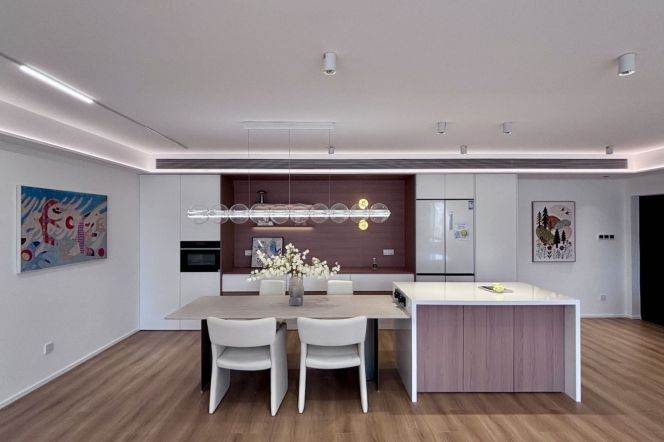 Spacious 2BR Apartment in Jing'an