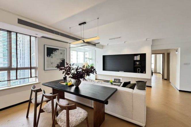 High-Floor 3BR Apartment near Shangcheng Rd Metro (L2/L9)
