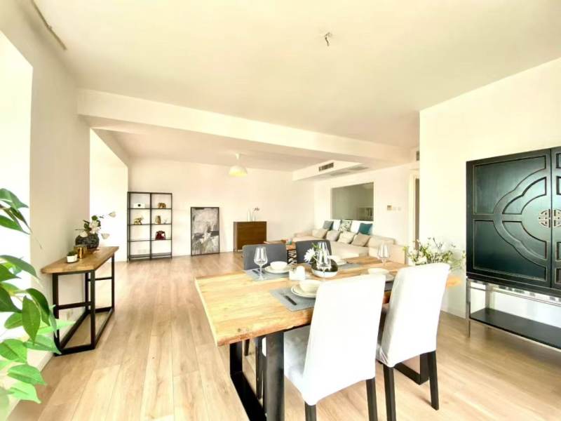 Housing image — Dining Area