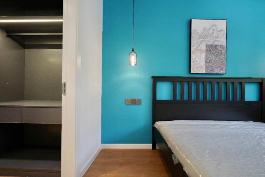 Housing image — Bedroom