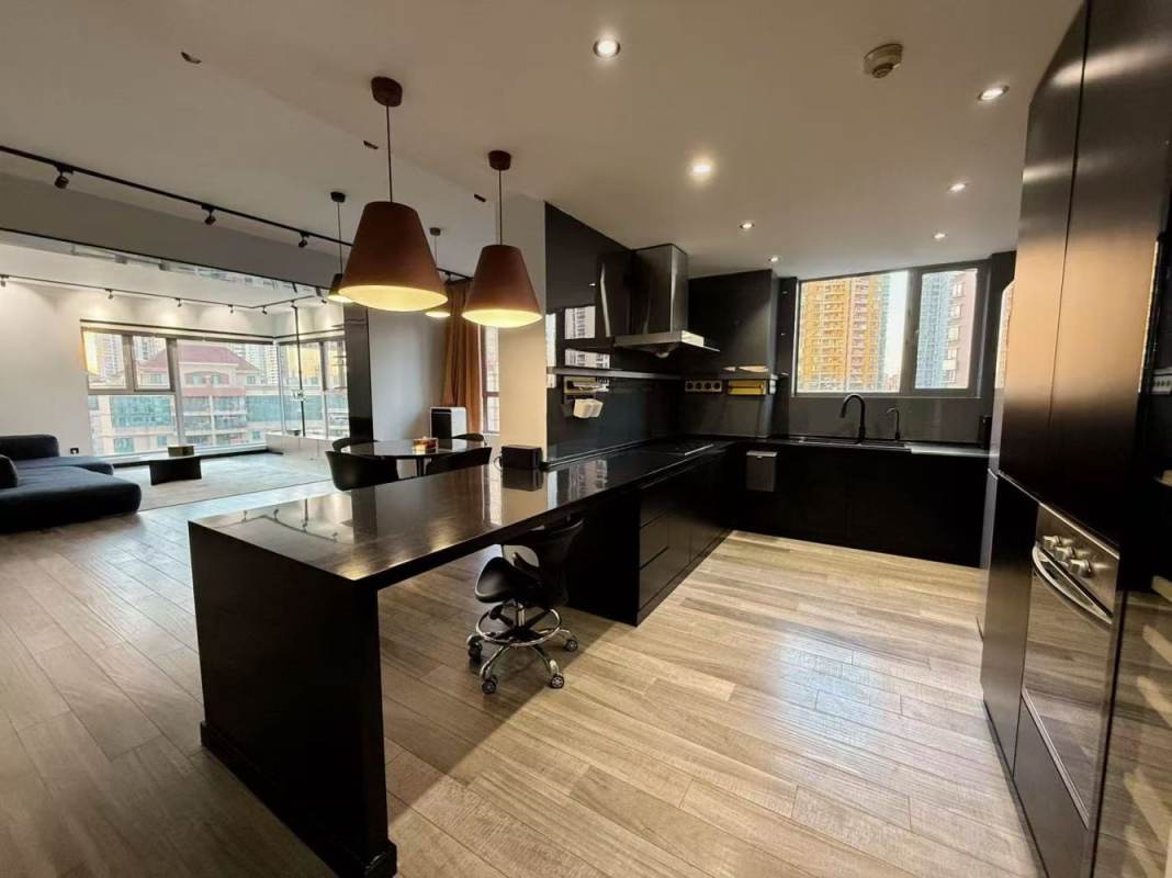Housing image — Kitchen