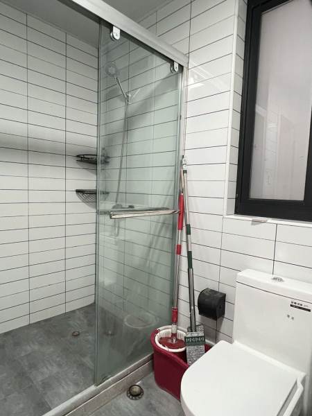Housing image — Bathroom