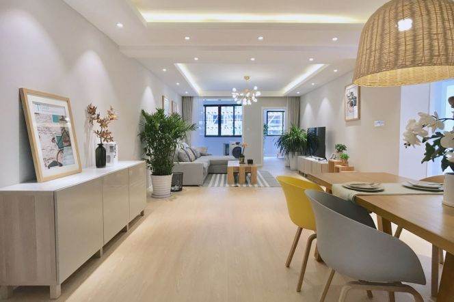3BR Apartment in Jing'an with Terrace (L2/L12/L13)