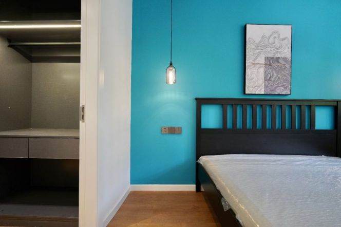 Spacious 2BR Apartment near Lantian Road Metro with Green View