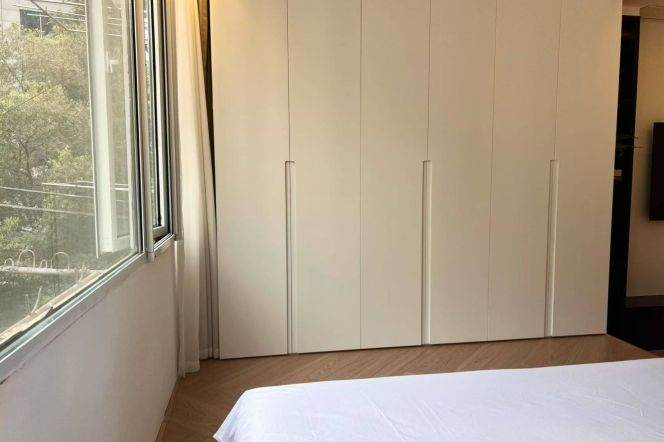 1BR Lane House in Jing'an