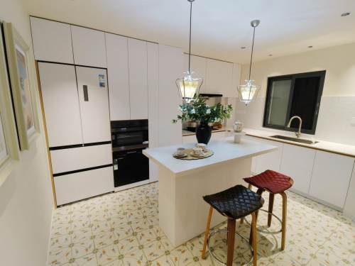 Housing image — Kitchen
